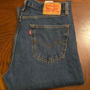 Men’s Levi 505 Jeans NWOT. Size 34/34.